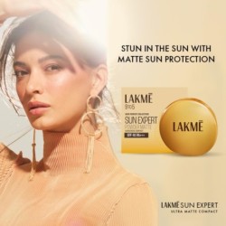 Lakmé Sun Expert Ultra Matte SPF 40 PA+++ Compact, Non Greasy Non