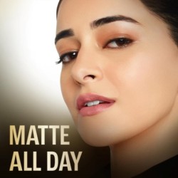Lakmé the Original Collection Ultimate Glam Natural Compact for Oily